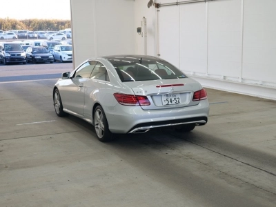 MERCEDES BENZ E CLASS