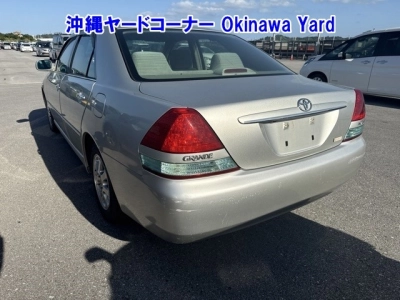 TOYOTA MARK II