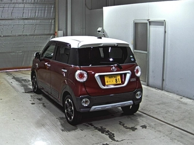 DAIHATSU CAST
