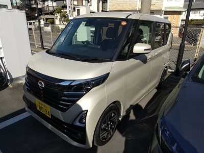 NISSAN ROOX