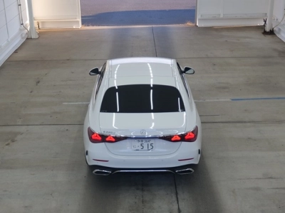 MERCEDES BENZ E CLASS