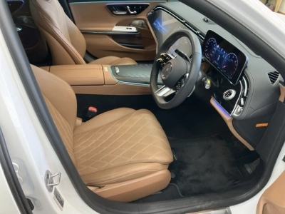 MERCEDES BENZ E CLASS