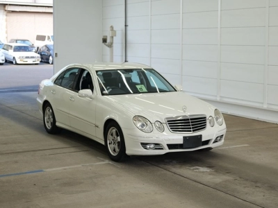 MERCEDES BENZ E CLASS