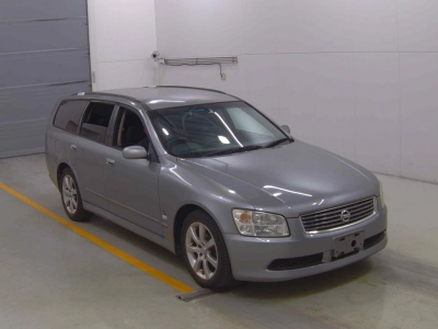 NISSAN STAGEA