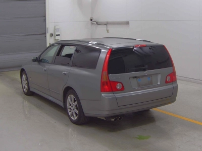NISSAN STAGEA