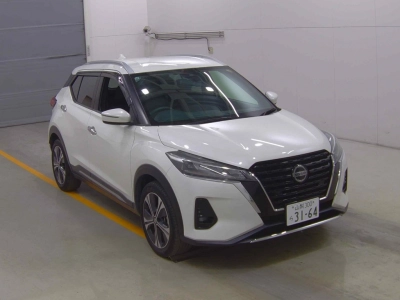 NISSAN KICKS