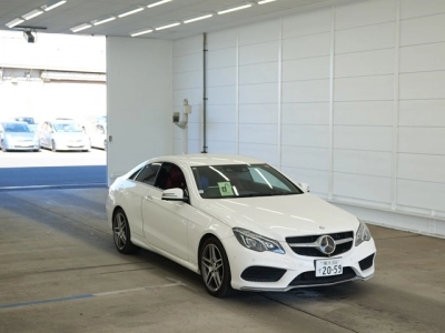 MERCEDES BENZ E CLASS