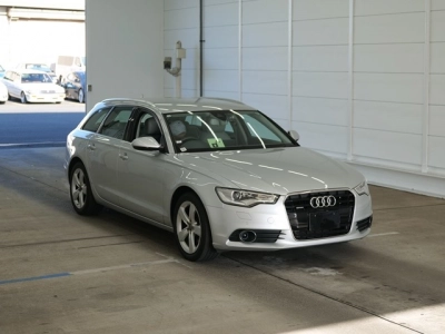 AUDI A6 AVANTE