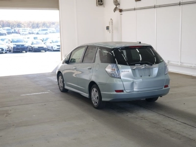 HONDA FIT SHUTTLE