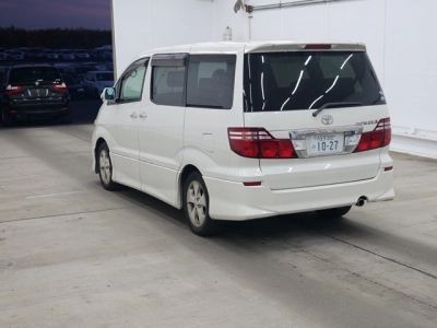 TOYOTA ALPHARD V