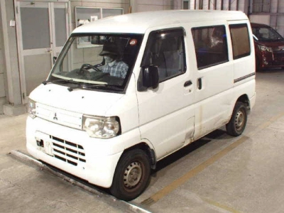 MITSUBISHI MINICAB