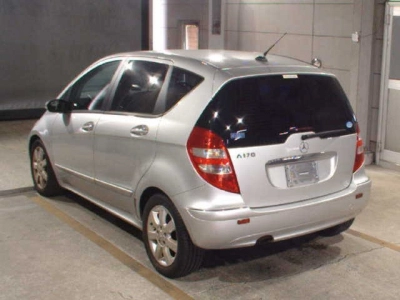 MERCEDES BENZ A CLASS