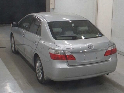 TOYOTA PREMIO