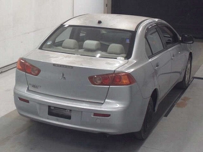 MITSUBISHI GALANT FORTIS