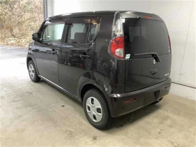 SUZUKI MRWAGON