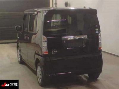 HONDA N BOX +