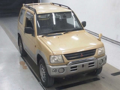 MITSUBISHI PAJERO MINI