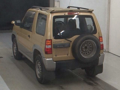 MITSUBISHI PAJERO MINI
