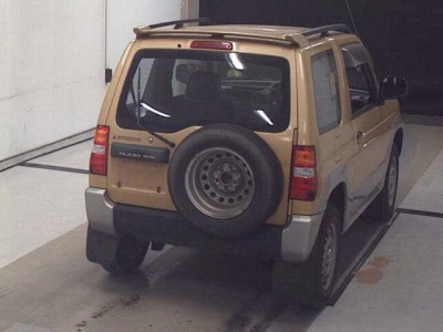 MITSUBISHI PAJERO MINI