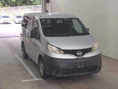 NISSAN NV200 VANETTE VAN