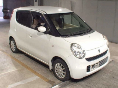 SUZUKI MRWAGON