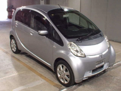 MITSUBISHI I