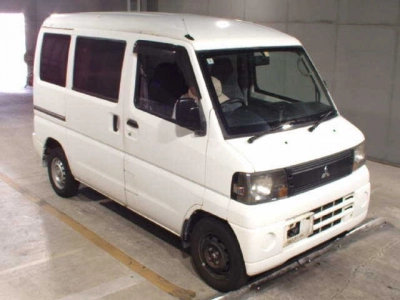 MITSUBISHI MINICAB