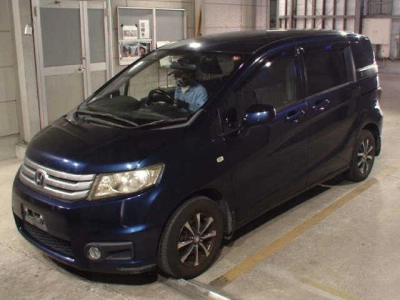 HONDA FREED SPIKE