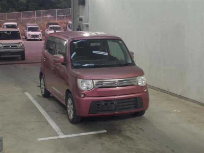 SUZUKI MRWAGON