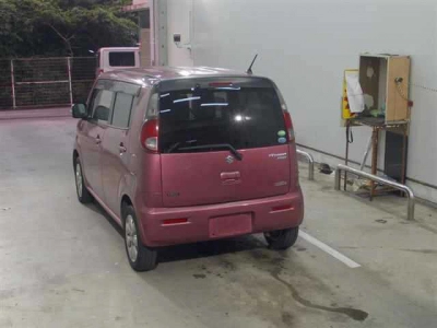 SUZUKI MRWAGON