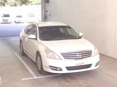 NISSAN TEANA