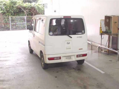 DAIHATSU HIJET VAN