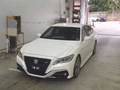 TOYOTA CROWN