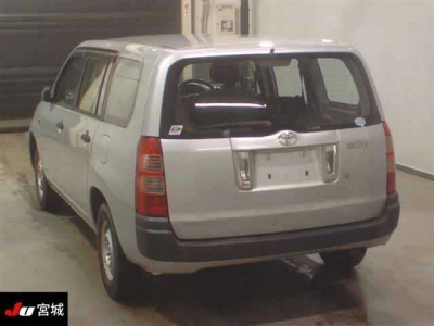 TOYOTA SUCCEED VAN