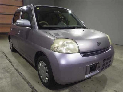 DAIHATSU ESSE