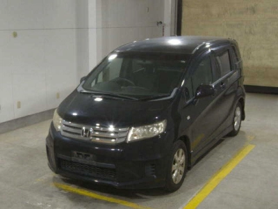 HONDA FREED SPIKE