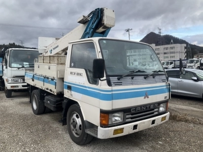 MITSUBISHI CANTER