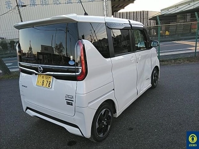NISSAN ROOX