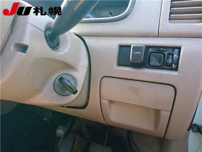 SUZUKI MRWAGON