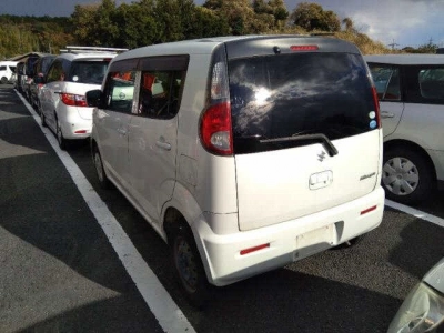 SUZUKI MRWAGON