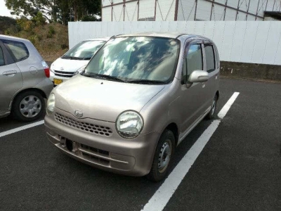 DAIHATSU MOVE LATTE