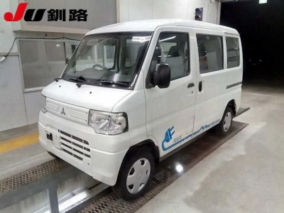 MITSUBISHI MINICAB