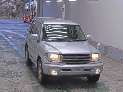 MITSUBISHI PAJERO IO