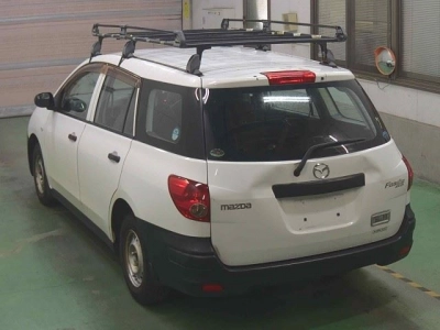 MAZDA FAMILIA VAN