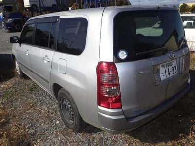 TOYOTA SUCCEED VAN