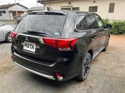 MITSUBISHI OUTLANDER PHEV