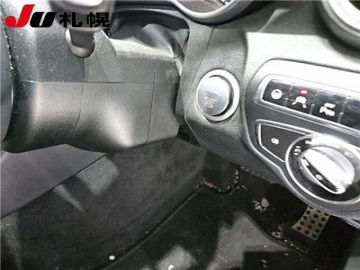 MERCEDES BENZ C CLASS