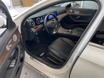 MERCEDES BENZ E CLASS