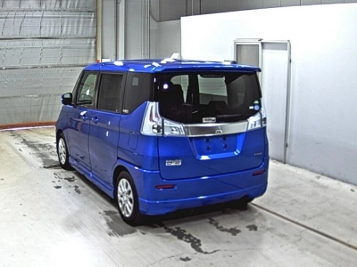 MITSUBISHI DELICA D:2