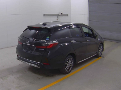 HONDA FIT SHUTTLE HYBRID